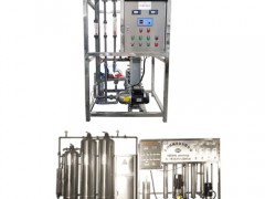長春客戶使用超純水設(shè)備制作車用尿素現(xiàn)場 (160播放)