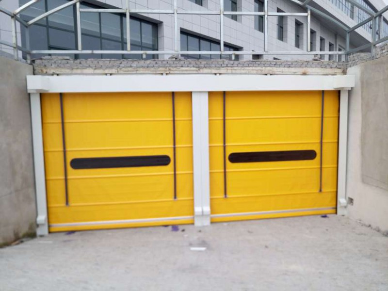 地下車(chē)場(chǎng)堆積門(mén) 快速堆積門(mén)廠家天津科曼斯門(mén)業(yè)