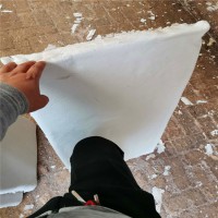 供應(yīng)白色纖維狀硅酸鹽保溫板 ，復(fù)合硅酸鋁鎂防火板