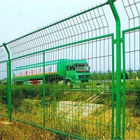 圍墻護鐵絲網(wǎng)