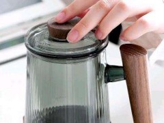 玻璃茶水分離杯  玻匠人十大品牌茶具 (176播放)