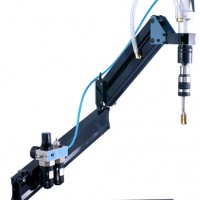 絲錐不易折斷，扭力保護(hù)，油水分離的氣動(dòng)攻絲機(jī)MD412